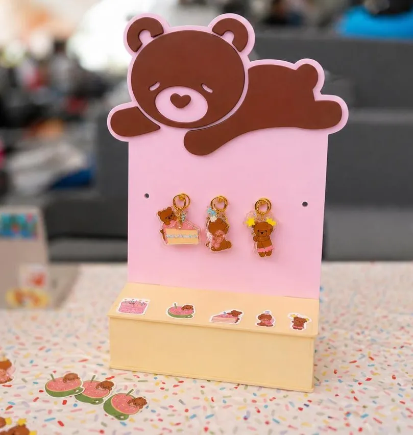 Display de mostrador en MDF con el oso de Cortes El Oso